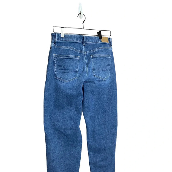 American Eagle Stretch Mom Jean Size 10‎ SHORT - Picture 4 of 9